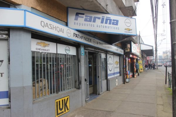 Repuesos Fariña - Local Montt 1198, Temuco -